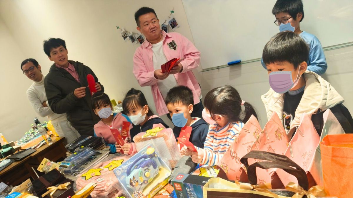 小手創意，大手守護：讓愛與陪伴在花間綻放